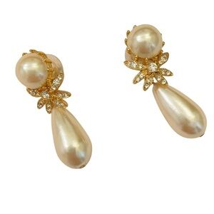 Vintage 1990’s drop faux teardrop pearl pierced earrings rhinestone flowers